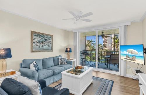 Marco Island Apartment | Free Beach Access at this Updated 2 Bed 2 Bath