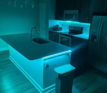 North Decatur Apartment | FREE bottle of wine upon request W/ FREE Parking