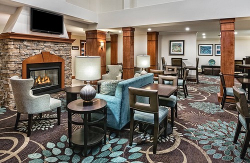 Round Rock West Condo | Free Breakfast Buffet. Outdoor Pool. Gym. Great for Business Travelers!