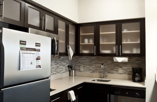 Aldine Apartment | Free Breakfast Buffet + Outdoor Pool + 24-Hour Business Center