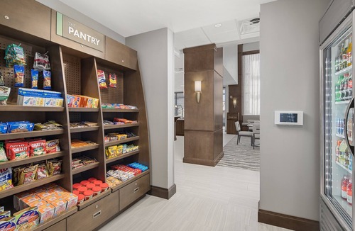 Florence Apartment | Free Breakfast, Outdoor Pool, 24 Hour Business Center. Near McLeod Regional Medical Center.