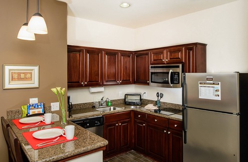 Webster Hotel | Free Breakfast + Outdoor Pool + Hot Tub | Modern Suite