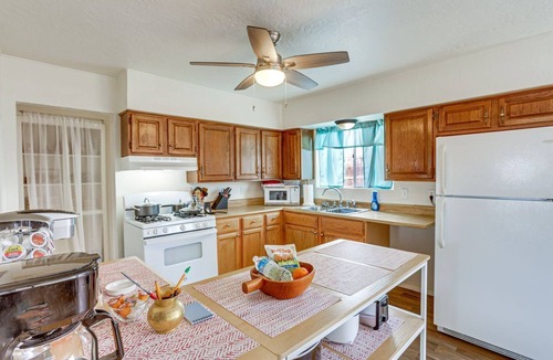 Farmington House | Free Chick-fil-A&Starbucks! Sierra Vista Hideaway!