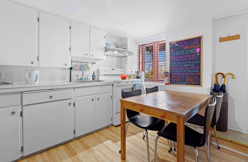 Desjardins Apartment | Free ferry | Aux Trois Filles