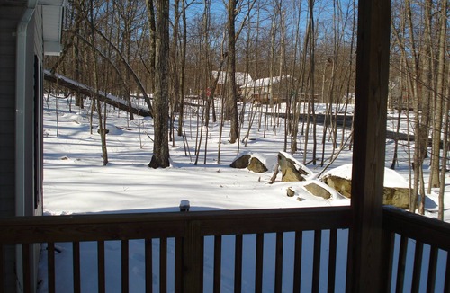 Bushkill House | FREE Horseback Riding & skiing