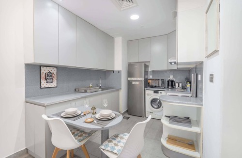 Barsha Heights Apartment | Free housekeeping visits during your stay - StayShort - Stylish Studio Apartment in Tecom's Prime Location