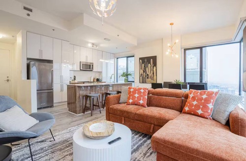 Old Montreal Apartment | Free Indoor Parking Old Montreal 4