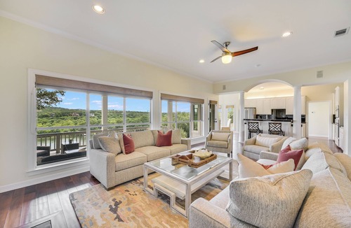 Watersedge House | Free Night* I Above Overlook I Pool&Sauna I Apartment I Views I Family Fun