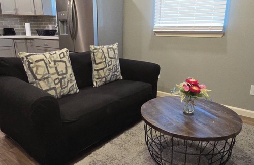 Edgebrook Apartment | FREE NIGHT! TV In Bedroom, Patio, Private