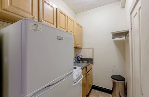 Fenway–Kenmore Apartment | Free Parking 2 Bed 1 Bath Steps from BU/Kenmore