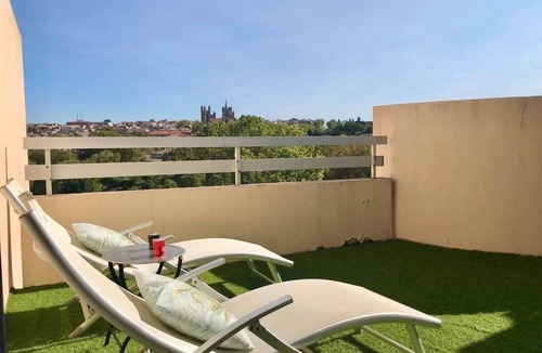 Boutonnet Apartment | Free Parking - Air Conditioning - WIFI - Silent