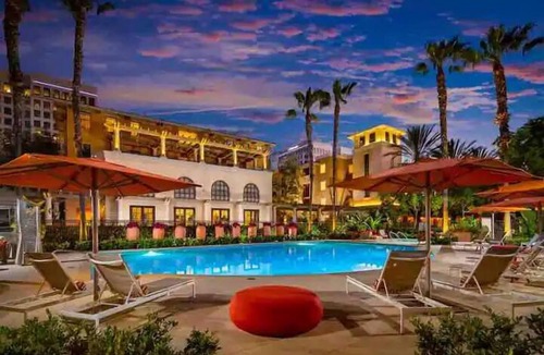 Airport Area Apartment | Free Parking Irvine Spectrum Central Location Pool & Gym