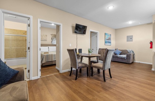 Utica Apartment | Free Parking, Laundry, Wi-Fi, 6 Min WYNN Hosp/Nexus Center, Downtown Utica NY2