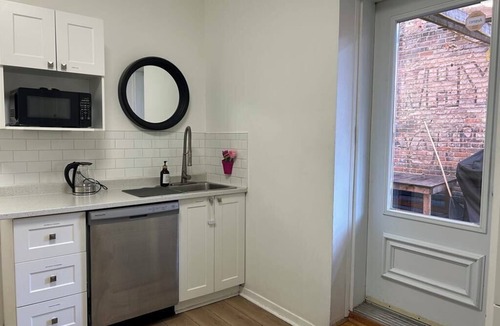 Hochelaga-Maisonneuve Apartment | Free Parking, Private Terrace, Tea Lounge, Harry Potter