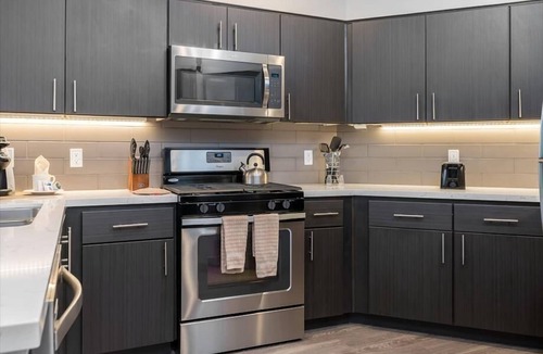 Menlo Park Apartment | Free Parking | Spacious 1BR | W|D | Gym | Kitchen