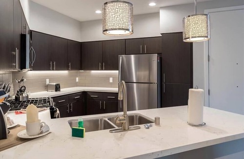 Menlo Park Apartment | Free Parking | Spacious 1BR | W|D | Gym | Kitchen