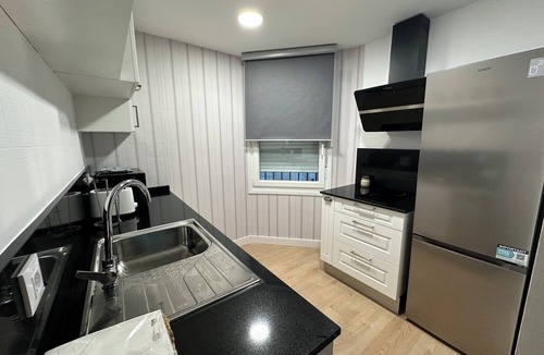 Haro Apartment | Free Parking & WiFi: Your base in Haro