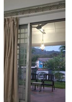 Kampung Alor Akar Villa | Freedom Guest House