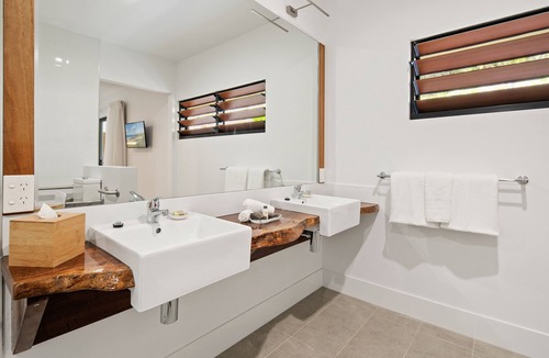 Woodwark Hotel | Freedom Shores