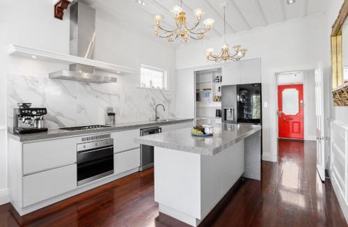 Freemans Bay House | Freemans Bay Home by Urban Rest