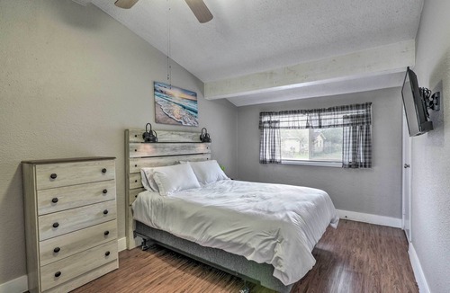 Freeport House | Freeport Home: Gas Grill, Fire Pit & Patio!
