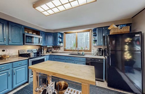 Durham House | Freeport Landing - Dog Friendly & Pool