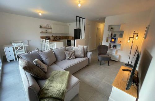 Quartier Malherbe House | Freesia, Maison neuve avec jardin et garage