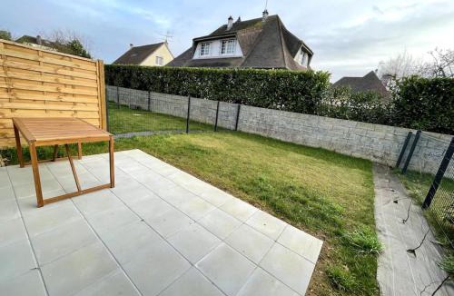 Quartier Malherbe House | Freesia, Maison neuve avec jardin et garage