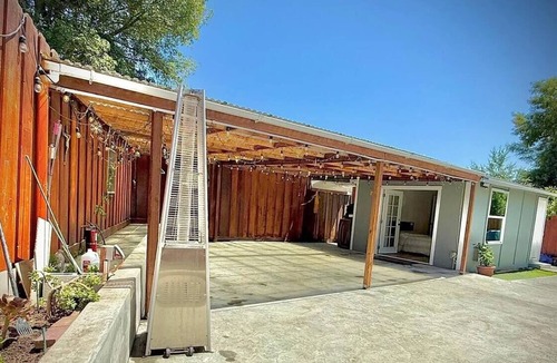 Fremont House | Fremont - 3 bedroom 1 bath