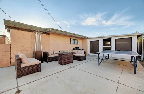 Downtown Las Vegas House | Fremont Fortune, 5 min to Fremont St, New!