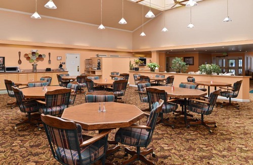 Lakeview Hotel | Fremont Inn