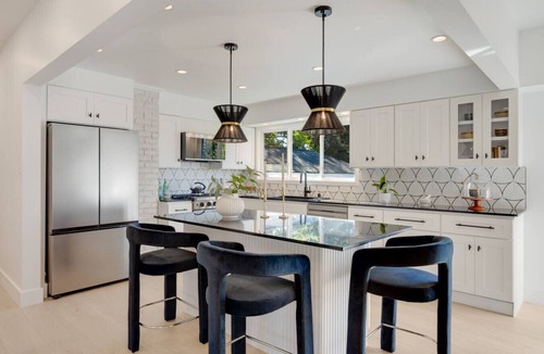 Fremont House | Fremont Luxury Residences | 6 Bedrooms, Sleeps 16