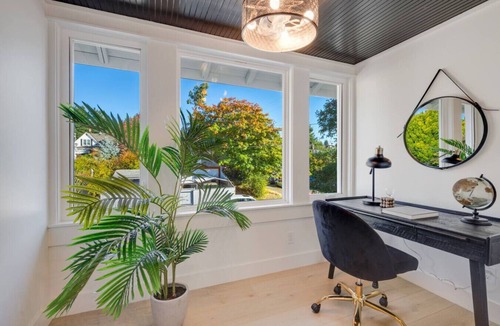Fremont House | Fremont Luxury Residences | 6 Bedrooms, Sleeps 16