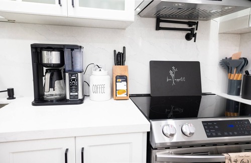 Mount Pleasant Apartment | French Charm in Brampton. 2 Bdr Apt Family Friendly!