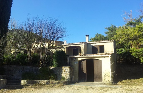 Venterol Villa | French gîte with private pool.