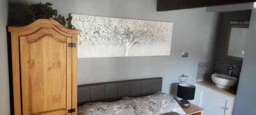 Chawton Ski Chalet | French Horn Chalets