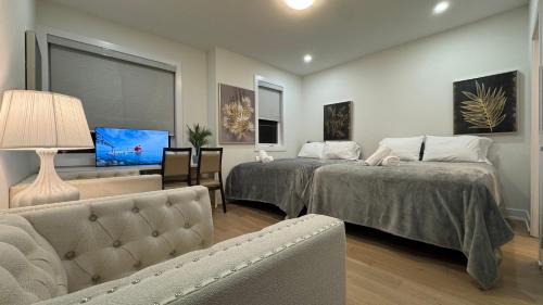 Markham House | French Style Mansion In Prestigious Angus Glen Markham