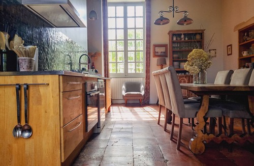 Langoiran House | French-style presbytery with private pool