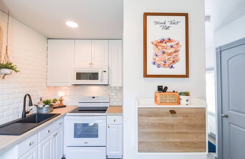 Moscow Apartment | French Toast Flat