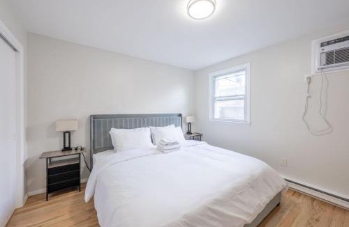 North Ironbound Apartment | Fresh 2BR with Easy NYC Access w. WiFi and Laundry