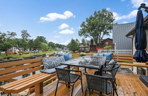 Mauston House | Fresh Air | Lake + Hot Tub