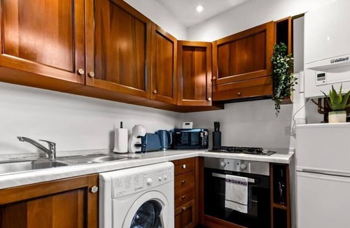 Walpole Apartment | Fresh and Cosy Two Bedroom Flat