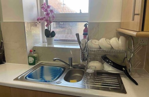 Faraday Apartment | Fresh Apartment & Parking