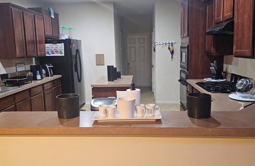 Mesquite House | Fresh Baked Cookies/Brownies with check in from Sweet Vegan Cookie Company