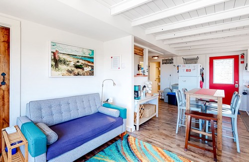 Wellfleet Cottage | Fresh Oceanfront Cottage w/Free WiFi, Private Beach Access, Deck, & Partial A/C