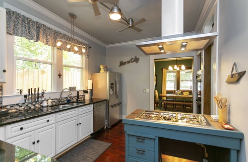 Maxwell House | Fresh remodel in East Nashville-3 mi. to Broadway. Walkable to 5 Points.
