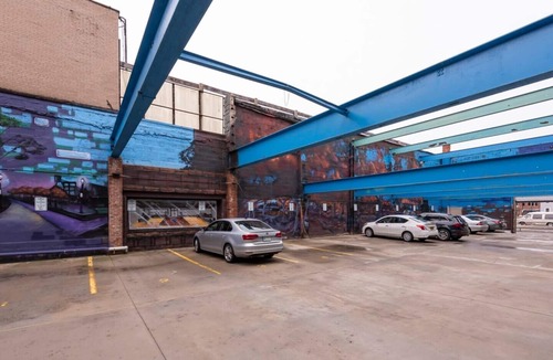 Downtown Rochester Apartment | Fresh, Sleek, and Contemporary Executive Apartment