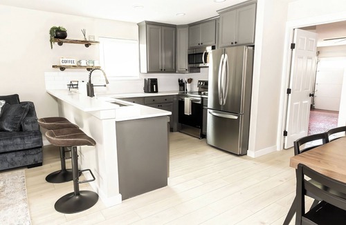 Burleson House | Fresh Stay on Belaire