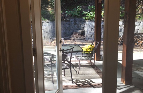 Pisgah Forest Apartment | Fresh updated detached guest cottage 7 min to ntl. forest & downtown Brevard