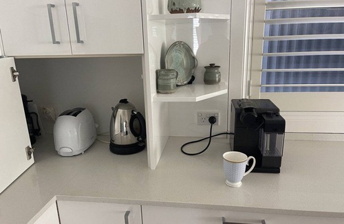 Freshwater Apartment | Freshie Hideaway Beach Getaway